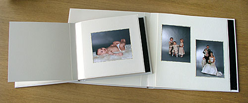 Album f&ouml;r br&ouml;llopsbilder student och barnbilder